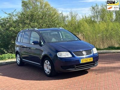 tweedehands VW Touran 1.6-16V FSI Trendline 7P/AIRCO/NAP/NAVI