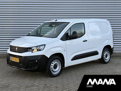 Wit Gebruikt 2021 Peugeot Partner Premium MPV | € 13.400 (Eerlijke prijs)