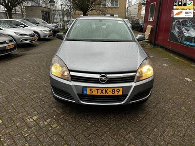 tweedehands Opel Astra 1.4 Essentia, Leer stoel verwarming,NW apk