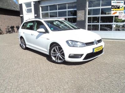 Wit Occasion 2016 VW Golf VII Edition Stationwagen | € 13.250 (Iets duurder)