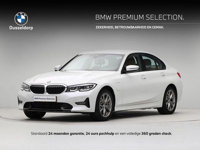 BMW 330e