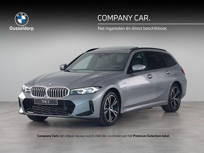 Grijs Occasion 2025 BMW 330e M Sport Stationwagen | € 68.511