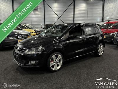 Zwart Occasion 2010 VW Polo Highline Hatchback | € 7.499 (Iets duurder)