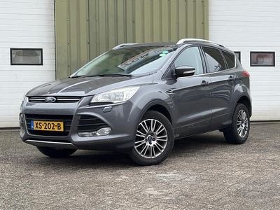 Grijs Occasion 2014 Ford Kuga Titanium SUV | € 9.950 (Eerlijke prijs)