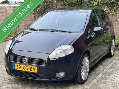 Zwart Gebruikt 2007 Fiat Grande Punto Sport Hatchback | € 1.950 (Eerlijke prijs)