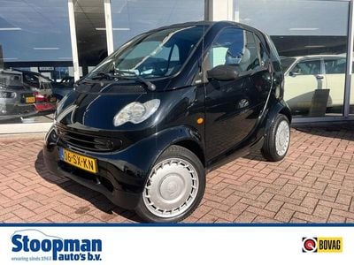 Zwart Gebruikt 2006 Smart ForTwo Coupé Pure Hatchback | € 2.450
