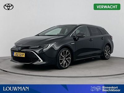Zwart Occasion 2020 Toyota Corolla Executive Stationwagen | € 29.995 (Iets duurder)