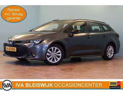 Grijs Occasion 2025 Toyota Corolla Business Edition Stationwagen | € 28.899 (Eerlijke prijs)