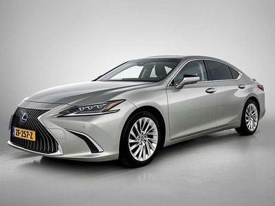 Grijs Gebruikt 2019 Lexus ES300 President Line Sedan | € 37.950 (Goede deal)