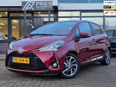 Occasion Toyota Yaris Premium 136 PK (100 kW) 2017 Rood Hatchback