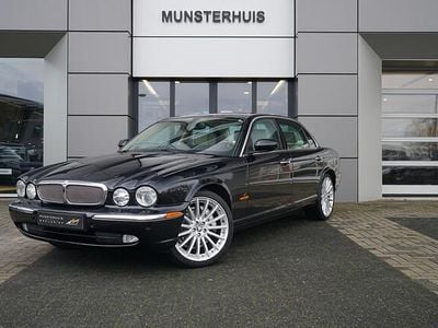 Zwart Gebruikt 2005 Jaguar XJ Sedan | € 22.950 (Goede deal)