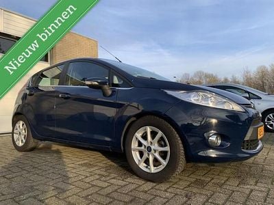 Blauw Occasion 2011 Ford Fiesta Titanium Hatchback | € 4.750 (Eerlijke prijs)