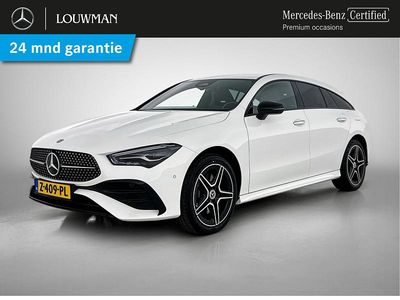 Wit Gebruikt 2024 Mercedes CLA250e Shooting Brake AMG Stationwagen | € 37.945 (Eerlijke prijs)