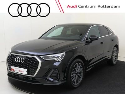 Zwart (metallic) Gebruikt 2022 Audi Q3 Sportback Basis SUV | € 40.750 (Iets duurder)