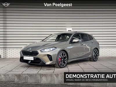 Geel Gebruikt 2025 BMW 120 Comfort Edition Hatchback | € 57.079