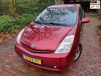 Rood Gebruikt 2005 Toyota Prius Hatchback | € 4.945 (Iets duurder)