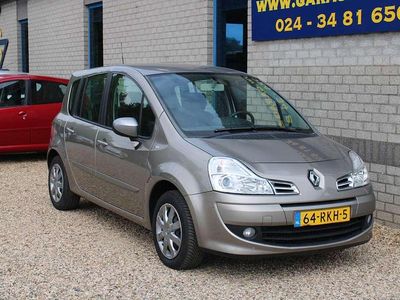 Bruin Gebruikt 2011 Renault Grand Modus Night&Day MPV | € 7.990 (Duur)