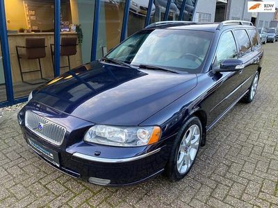 Blauw Occasion 2007 Volvo V70 Momentum Stationwagen | € 11.945
