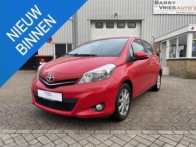 tweedehands Toyota Yaris 1.3 VVT-i Dynamic