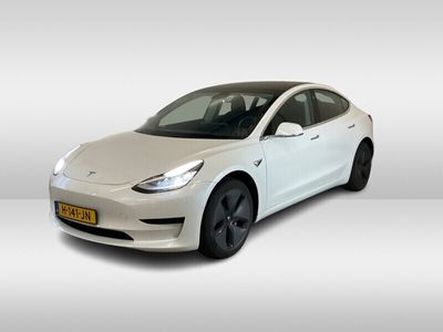 tweedehands Tesla Model 3 Standard RWD Plus 60 kWh | Panoramadak | Camera | Autopilot | Clima | Cruise | Carplay | Lichtmetaal |