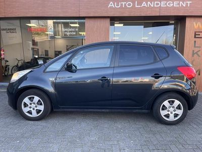 tweedehands Kia Venga 1.6 CVVT X-tra - Airco | Bluetooth | Cruise C. | Radio/MP3 | Trekhaak