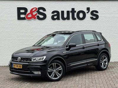 Zwart Gebruikt 2017 VW Tiguan R-line SUV | € 19.700 (Iets duurder)