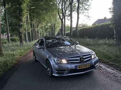 Grijs Gebruikt 2011 Mercedes C220 Edition 1 Coupé | € 9.499