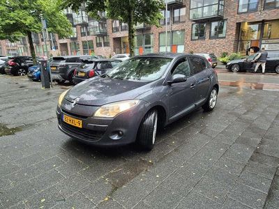 Gebruikt 2009 Renault Mégane III Dynamique Sedan | € 2.150 (Goede deal)