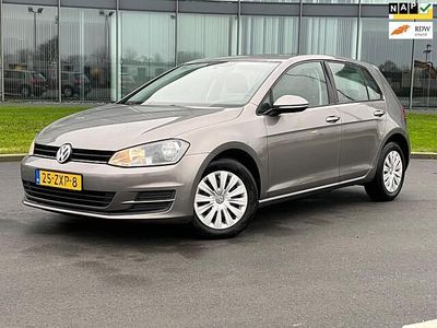 Grijs Gebruikt 2013 VW Golf VII Hatchback | € 6.695 (Eerlijke prijs)