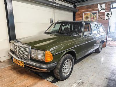 Occasion Mercedes E200 72 PK (52 kW) 1982 Groen Stationwagen