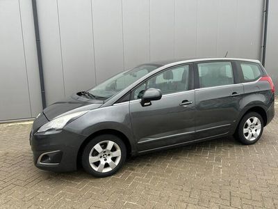 tweedehands Peugeot 5008 1.6 HDi Active 5p.