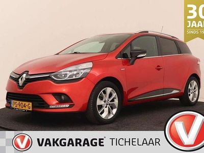 Occasion Renault Clio GrandTour LIMITED 90 PK (66 kW) 2017 Rood Stationwagen