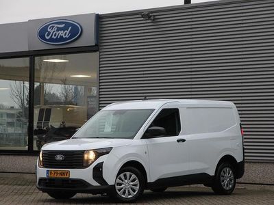 Wit (metallic) Occasion 2024 Ford Transit Trend Hatchback | € 20.995 (Eerlijke prijs)