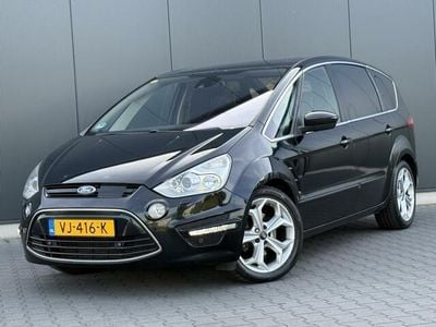 Zwart, metallic lak Occasion 2011 Ford S-MAX Individual MPV | € 5.990