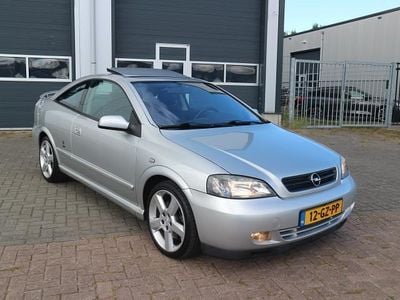 Grijs Occasion 2001 Opel Astra Coupé | € 8.999