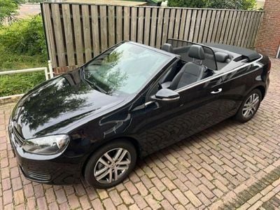 Zwart (metallic) Gebruikt 2012 VW Golf Cabriolet Highline Cabriolet | € 9.950