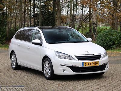 Wit Gebruikt 2014 Peugeot 308 SW Stationwagen | € 4.299 (Eerlijke prijs)