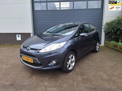 Occasion Ford Fiesta Titanium 82 PK (60 kW) 2010 Grijs Hatchback
