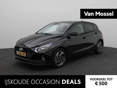 Phantom black (x5b) Occasion 2023 Hyundai i20 Comfort Hatchback | € 20.440 (Eerlijke prijs)