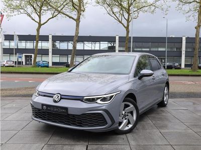 tweedehands VW Golf VIII GTE 1.4 eHybrid PHEV 245PK | Standkachel | Stoel/Stuur/Achterbank Verwarming | Adaptive | Carplay | Navi | LED