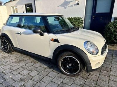 Wit Gebruikt 2009 Mini ONE Salt Hatchback | € 3.750 (Goede deal)