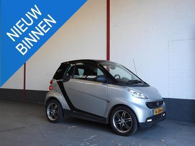 tweedehands Smart ForTwo Coupé 1.0 MHD Aut. Pure AIRCO/PANODAK/LMV!