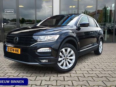 tweedehands VW T-Roc 1.5 TSI Sport | 17 Inch | App Connect | DAB |