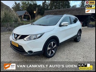 tweedehands Nissan Qashqai 1.2 Connect Panorama, Trekhaak, Keyless, 18 inch