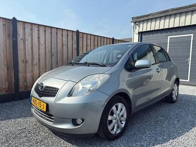 Grijs Occasion 2008 Toyota Yaris Sol Hatchback | € 6.450 (Eerlijke prijs)