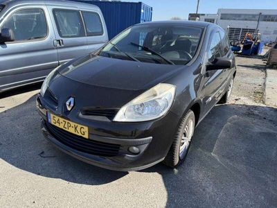 Renault Clio II