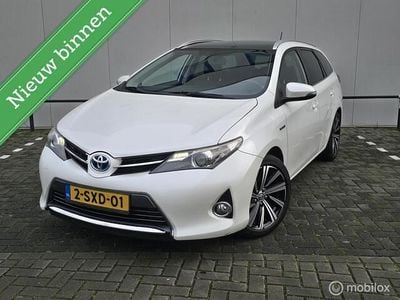 Wit Gebruikt 2013 Toyota Auris Stationwagen | € 9.750 (Eerlijke prijs)