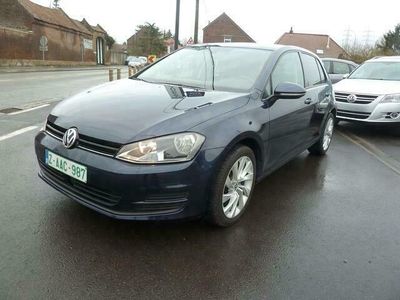 tweedehands VW Golf VII 1.2 TSI gps capteur av-ar jantes 18" etatshowroom