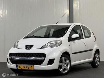 Wit Gebruikt 2011 Peugeot 107 Hatchback | € 3.745 (Eerlijke prijs)