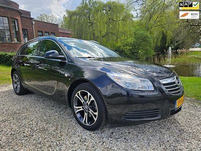 Zwart Gebruikt 2011 Opel Insignia Edition Stationwagen | € 3.999 (Eerlijke prijs)